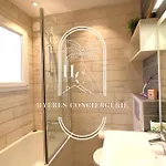 Duplex Au Coeur Du Port D'hyeres- Plages Parking By Hc Apartmán *
