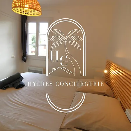 Duplex Au Coeur Du Port D'hyeres- Plages Parking By Hc アパート イエール